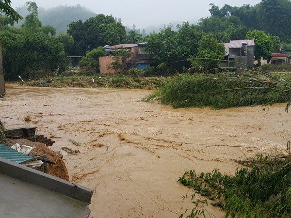 Cảnh báo lũ quét khẩn cấp trên các sông tại khu vực Bắc Bộ ảnh 1