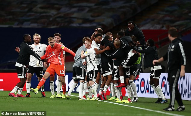 Fulham thăng hạng Premier League sau trận cầu đắt giá nhất thế giới ảnh 1