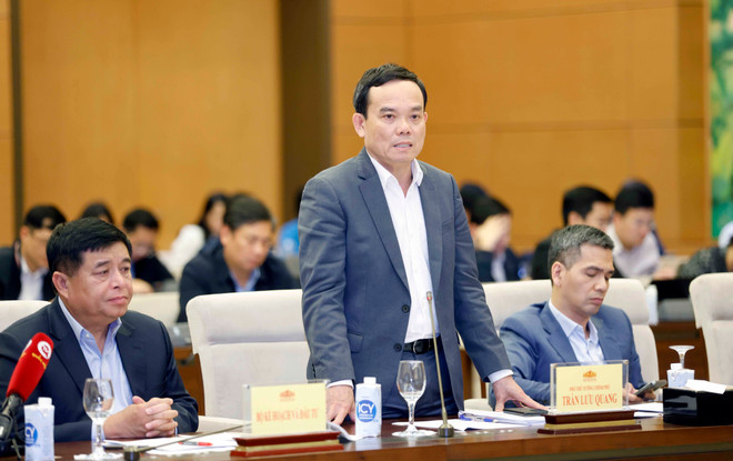 Phó Thủ tướng Chính phủ Trần Lưu Quang phát biểu. (Ảnh: Doãn Tấn/TTXVN) ttxvn_doan giam sat Quoc hoi (3).jpg
