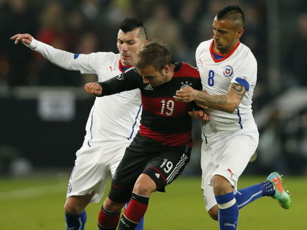 Tin vắn 6/3: Messi lại nôn khan, tuyển Anh bị mỉa mai ảnh 4