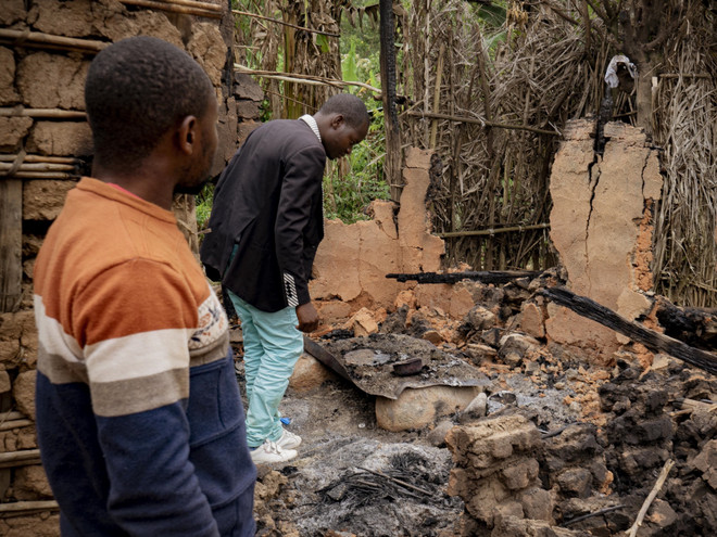 Hiện trường một vụ tấn công tại CHDC Congo. (Ảnh: AFP/TTXVN) CHDC Congo: Các cuộc tấn công khiến hơn 150 dân thường thiệt mạng ảnh 1
