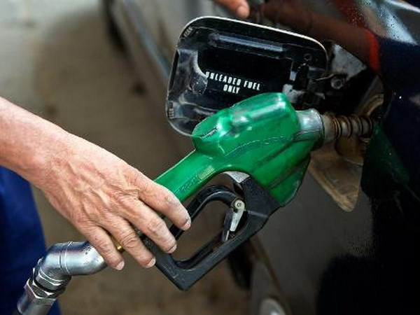 Giá dầu tăng do lo ngại tình hình chiến sự ở Nam Sudan ảnh 1