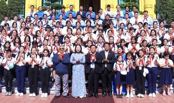 Dành điều kiện tốt nhất cho thiếu niên, nhi đồng ở vùng khó khăn ảnh 1