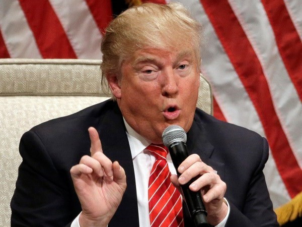 Ứng cử viên Đảng Cộng hòa Donald Trump. (Nguồn: AP) Ông Trump rốt cục thừa nhận Tổng thống Obama sinh ra tại... Mỹ ảnh 1