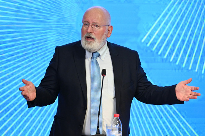 Phó Chủ tịch EC từ chức để tham gia tranh cử Thủ tướng Hà Lan ảnh 1