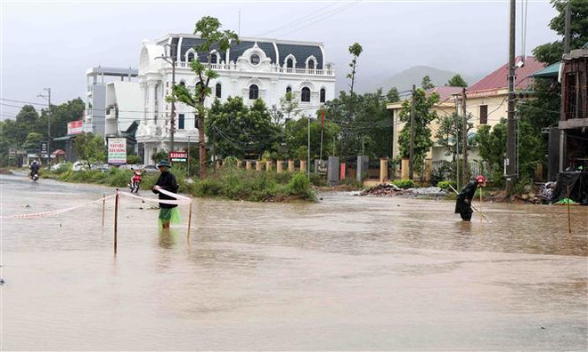 Mưa lớn diện rộng gây ngập úng, thiệt hại ở nhiều địa phương ảnh 2