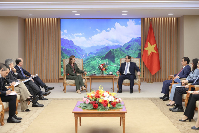 Thủ tướng Phạm Minh Chính tiếp Bộ trưởng Ngoại giao, Ngoại thương và Tôn giáo Argentina Diana Mondino. (Ảnh: Dương Giang/TTXVN) ttxvn_thu_tuong_tiep_bo_truong_ngoai_giao_ngoai_thuong_va_ton_giao_argentina_4.jpeg