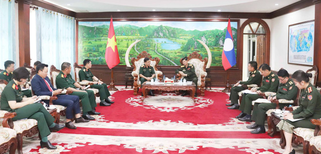 ttxvn_viet_nam-lao_thong_nhat_nhieu_noi_dung_hop_tac_quoc_phong_0910-2.jpg