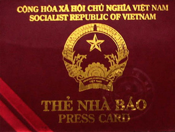 Thu hồi thẻ nhà báo với 1 phóng viên, phạt 2 báo do phạm luật ảnh 1