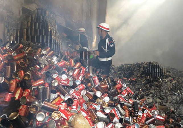 Cháy nhà kho của hãng Coca-Cola tại Myanmar gây thiệt hại lớn ảnh 1