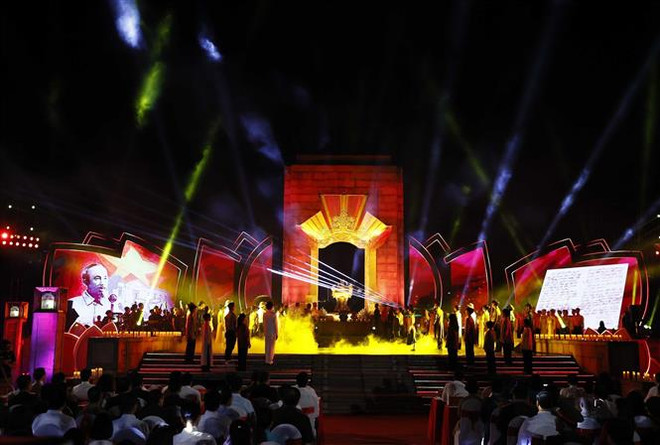 Khúc tráng ca hoà bình: Cầu truyền hình đong đầy cảm xúc ảnh 2