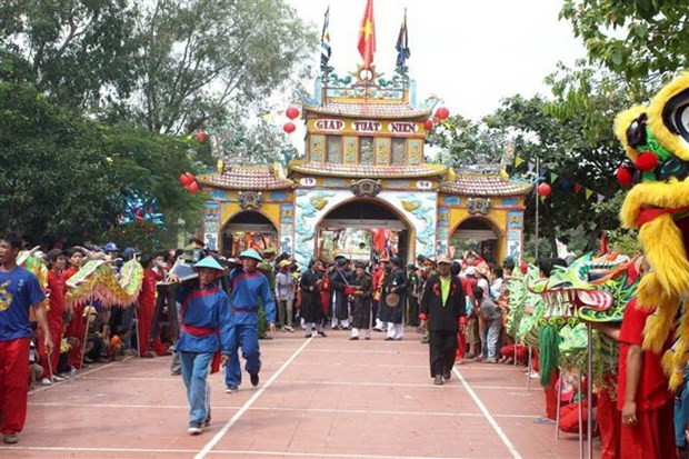 Lễ hội văn hóa du lịch Dinh Thầy Thím tại Khu di tích văn hóa Dinh Thầy Thím, xã Tân Tiến, thị xã La Gi (Bình Thuận). (Ảnh: Nguyễn Thanh/TTXVN) Bốn Di sản Văn hóa Phi vật thể Quốc gia của tỉnh Bình Thuận ảnh 3