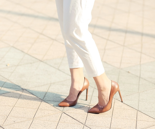 Mê mẩn với phong cách đón Đông của các fashionista Việt ảnh 3