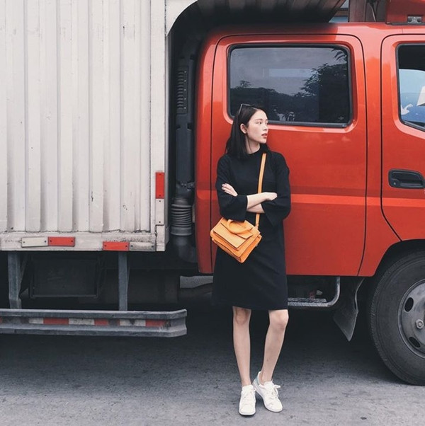 Mê mẩn với phong cách đón Đông của các fashionista Việt ảnh 13