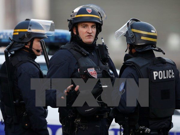 Ấn Độ và Pháp thảo luận các biện pháp đối phó khủng bố ảnh 1