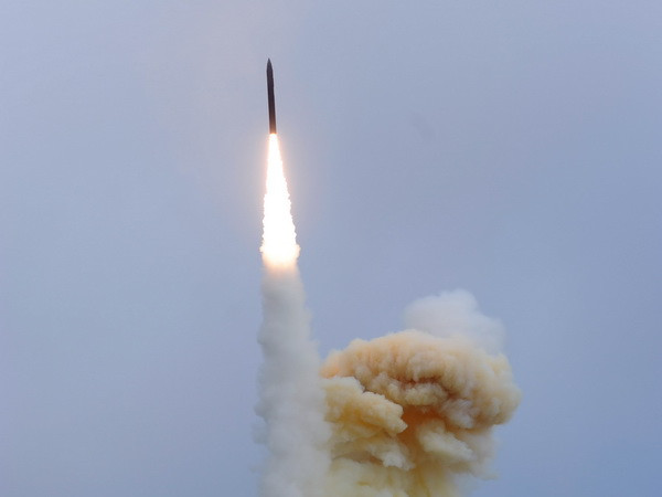 Mỹ-Nhật thử thành công tên lửa đánh chặn SM-3 Block IIA ảnh 1