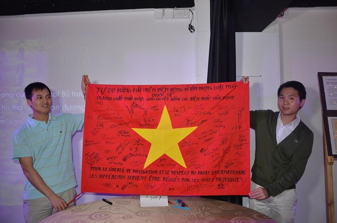 Triển lãm và tọa đàm quốc tế về chủ đề Biển Đông tại Pháp ảnh 4