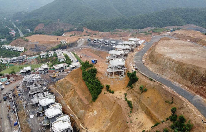 Hàng trăm dự án bất động sản ở Hà Nội, TP.HCM đang ách tắc vì pháp lý ảnh 1