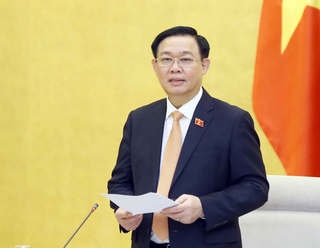 Chủ tịch Quốc hội làm việc với Tổ công tác phòng chống dịch COVID-19 ảnh 1