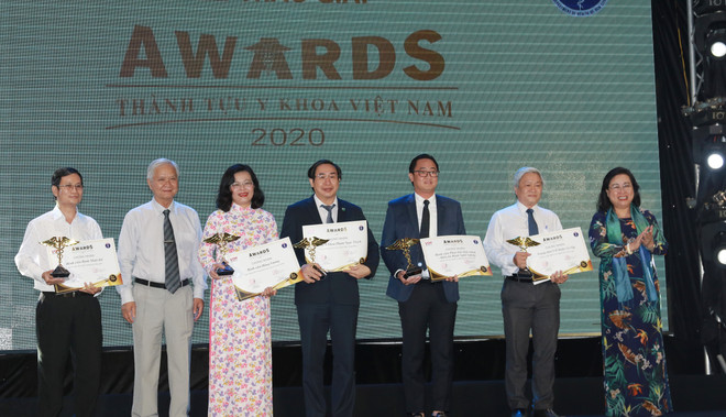 Thành phố Hồ Chí Minh vinh danh những thành tựu y khoa nổi bật nhất ảnh 2