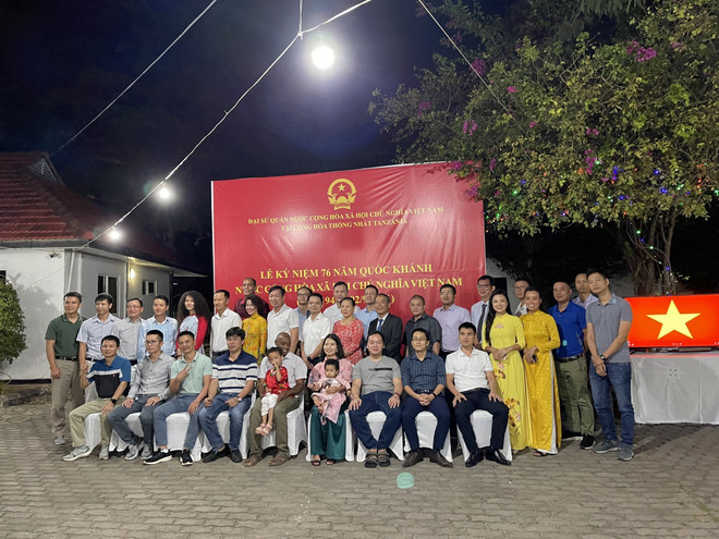 Cộng đồng người Việt tại Đông Phi luôn tự hào hướng về Tổ quốc ảnh 1