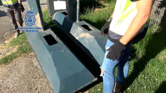 Triệt phá băng nhóm chuyển ma túy bằng thiết bị lặn không người lái ảnh 1