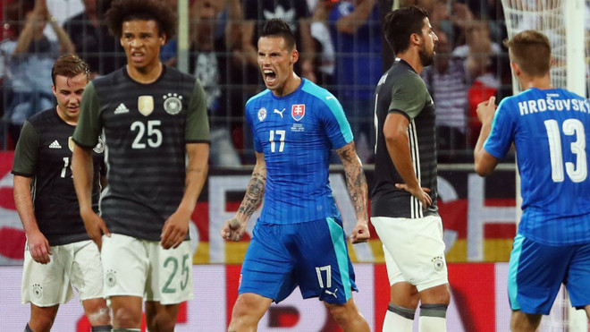 Cận cảnh Đội tuyển Đức thua sốc Slovakia ngay trên sân nhà ảnh 1