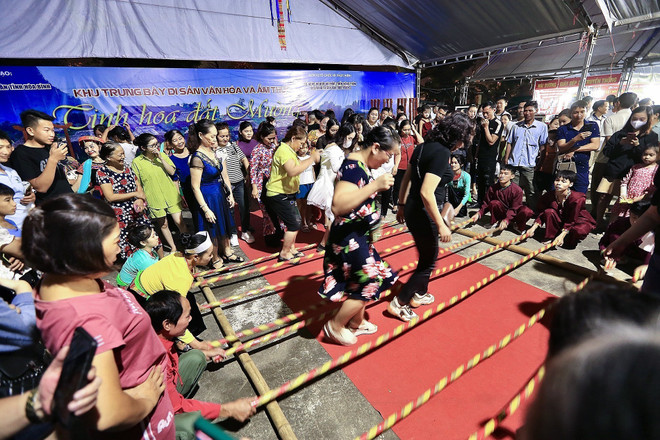 Khai mạc Lễ hội Cá Tôm sông Đà tỉnh Hòa Bình lần thứ nhất ảnh 3