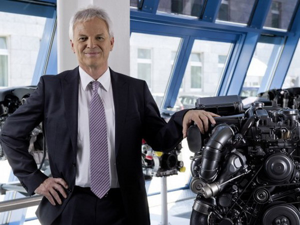 Mercedes-Benz dùng động cơ 3 xylanh cho xe compact hybrid ảnh 1