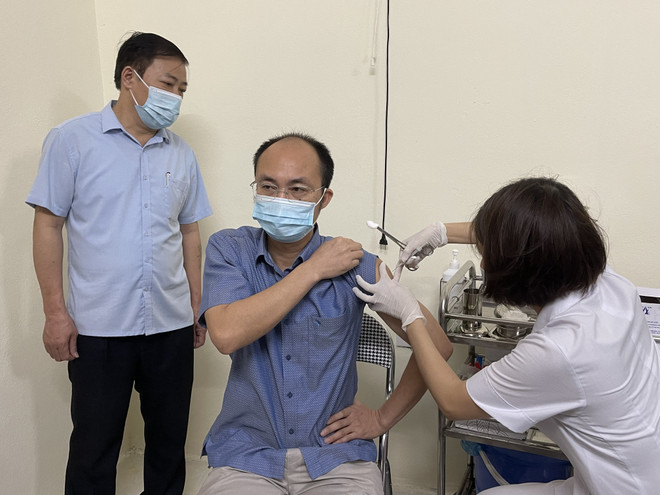 Nhiều địa phương đảm bảo an toàn tiêm vaccine phòng COVID-19 ảnh 2