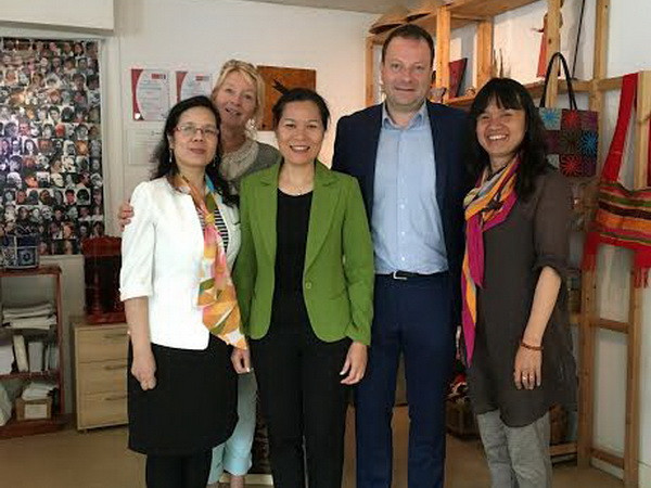 Việt Nam và Hà Lan nhất trí tăng cường hợp tác trong lĩnh vực y tế ảnh 1