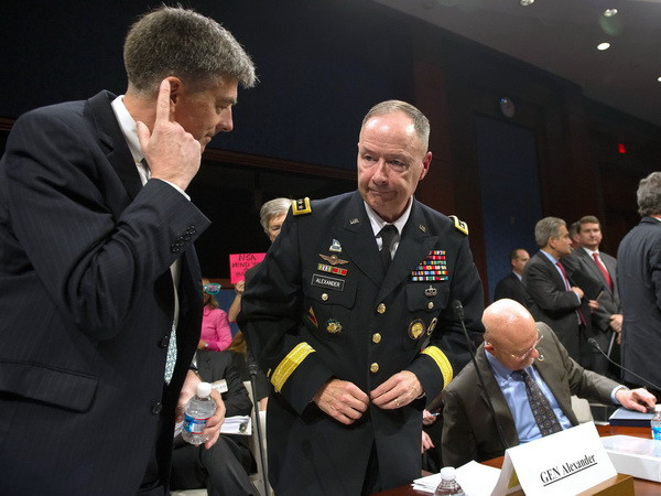 Thẩm phán Mỹ: Nghe lén điện thoại là bất hợp pháp ảnh 1