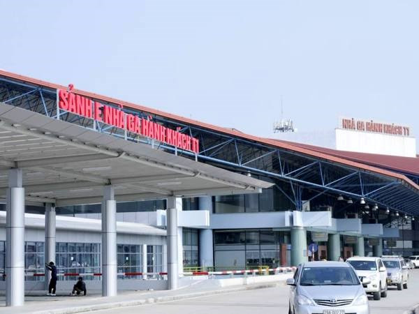 Bộ GTVT: Chỉ thí điểm bán sân bay cho nhà đầu tư trong nước ảnh 1