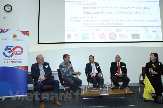 Giao lưu nhân dân là nền tảng củng cố, phát triển quan hệ Anh-Việt Nam ảnh 3