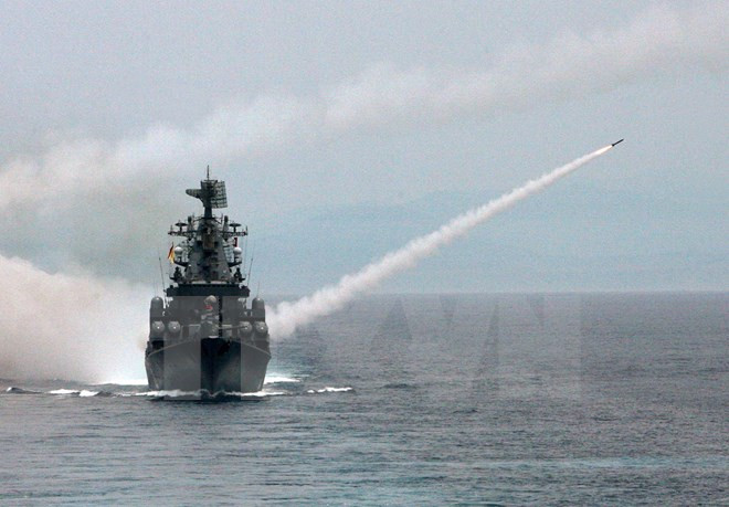 Khinh hạm thế hệ mới của Nga phóng tên lửa hành trình ở Bạch Hải ảnh 1