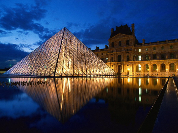 Pháp xem xét kéo dài thời gian mở cửa bảo tàng Louvre và Orsay ảnh 1