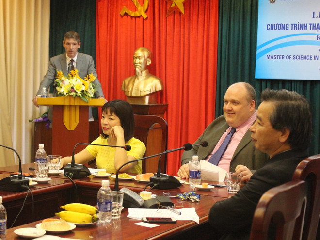 Khai giảng khóa Thạc sỹ liên kết quốc tế về Quản trị truyền thông ảnh 2