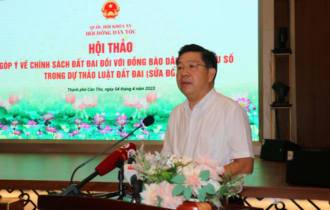 Thực hiện tốt chính sách hỗ trợ đất đai với đồng bào dân tộc thiểu số ảnh 3