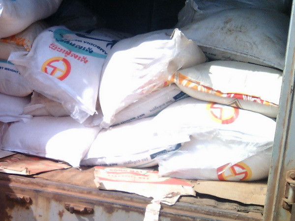 TP.Hồ Chí Minh thu giữ 30 tấn đường lậu nhập từ Thái Lan ảnh 1