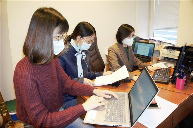 Ấm áp nghĩa tình đồng bào ở Ba Lan với người Việt sơ tán từ Ukraine ảnh 2