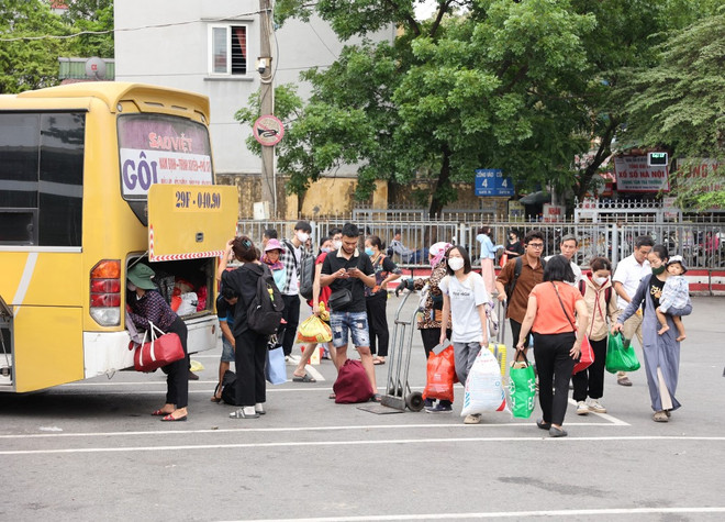 vnp_tra khach ben xe.jpg