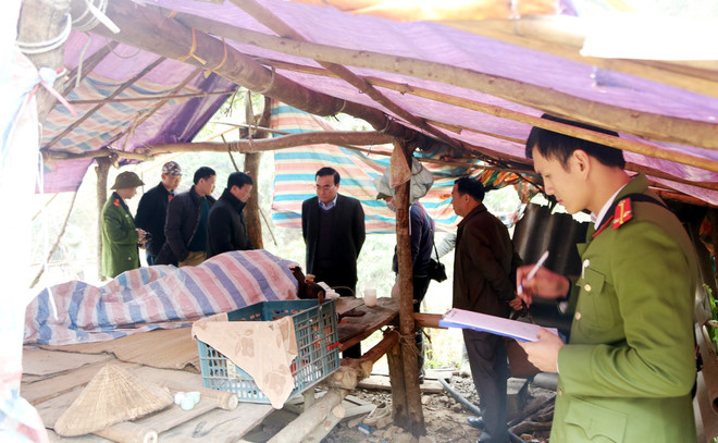 Khám nghiệm tử thi đối tượng gây ra vụ nổ súng tại Lạng Sơn ảnh 1