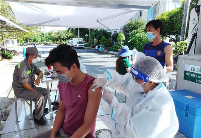 Bạc Liêu sẵn sàng các phương án điều trị khi số ca COVID-19 tăng cao ảnh 1