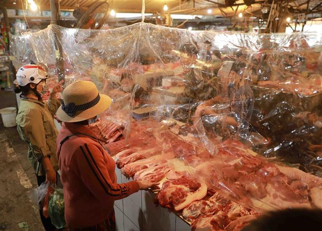 Giá thịt lợn hơi có xu hướng tăng trong dịp cận Tết Nguyên đán ảnh 1