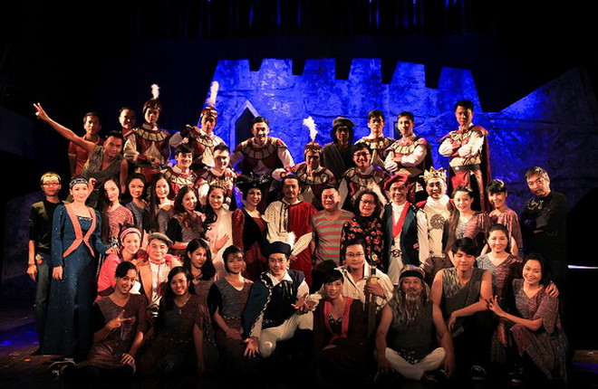 Nghệ sỹ Việt Nam diễn "Hamlet" tại nhà hát lâu đời nhất Singapore ảnh 1