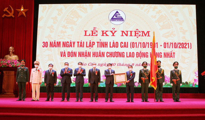 Lào Cai long trọng tổ chức lễ kỷ niệm 30 năm ngày tái lập tỉnh ảnh 1