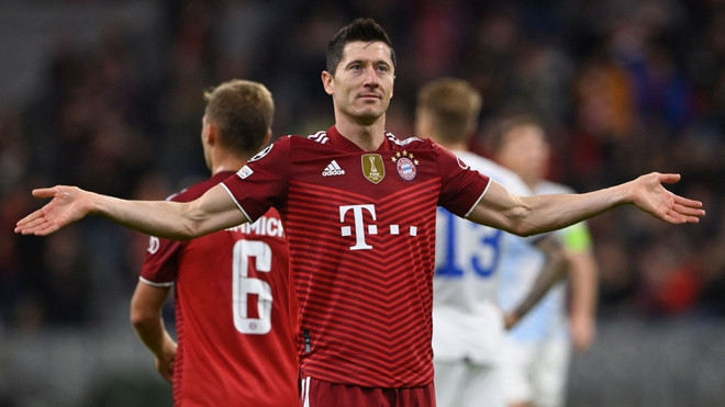 Lewandowski giúp Bayern chiến thắng tưng bừng. (Nguồn: Getty Images) Champions League: Nhà vô địch bại trận, Ronaldo giúp M.U thắng ngược ảnh 3