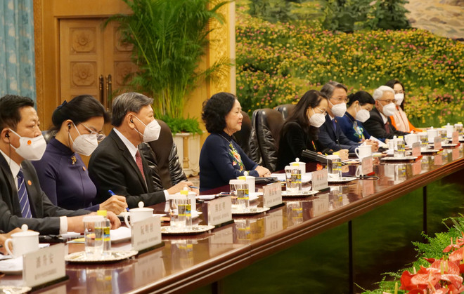 Bà Trương Thị Mai, Ủy viên Bộ Chính trị, Thường trực Ban Bí thư, Trưởng Ban Tổ chức Trung ương và Đoàn đại biểu Việt Nam. (Ảnh: Mạnh Cường/TTXVN) Đoàn Đại biểu Đảng Cộng sản Việt Nam thăm và làm việc tại Trung Quốc ảnh 2
