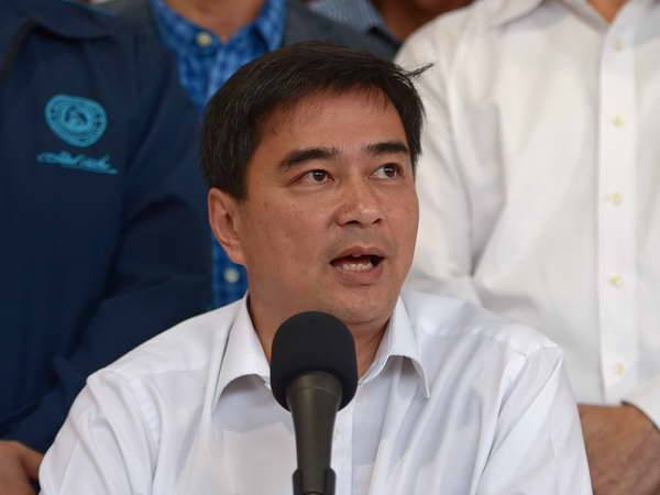 Thái Lan: Thủ lĩnh đối lập Abhisit đề nghị hoãn bầu cử ảnh 1