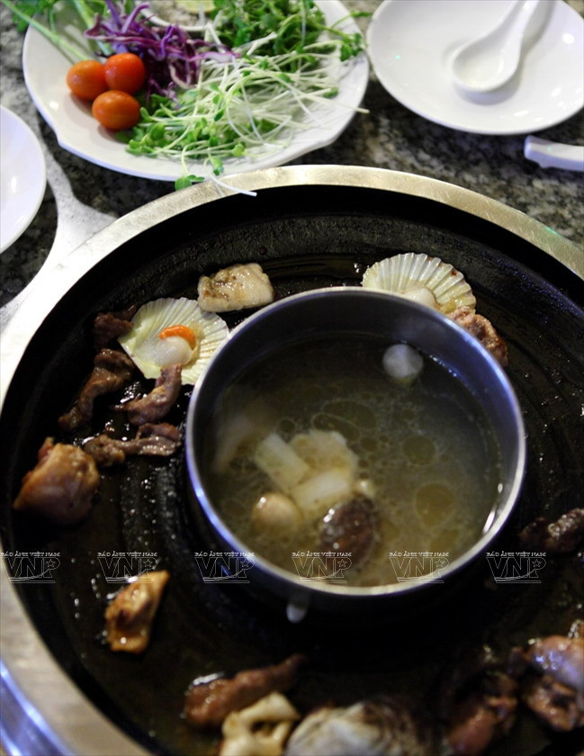 Khám phá nét quyến rũ của Khu du lịch Tân Cảng bên sông Sài Gòn ảnh 9